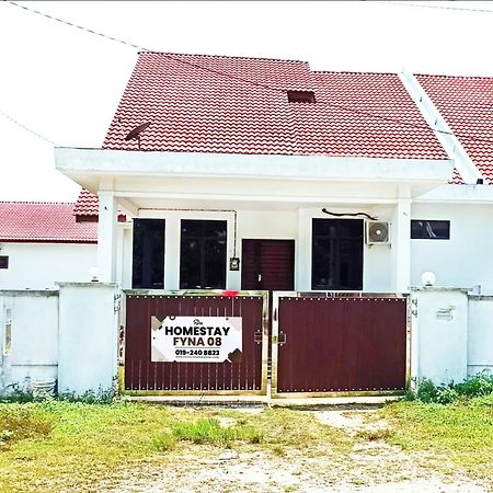 Homestay Kemaman Fyna08 Semi-D, 4 Bedrooms Dekat Pantai كِجال المظهر الخارجي الصورة